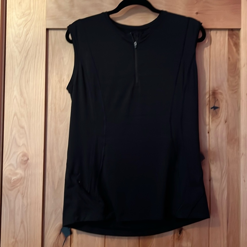 Athleta Pacifica Illume UPF Fitted Tank Black Womens L